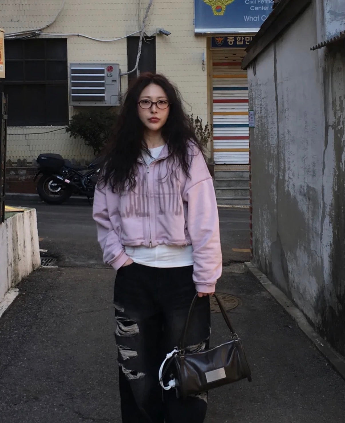 Matin Kim Buckle Strap Shoulder Bag 韓國選物🇰🇷皮帶扣圓筒單肩袋［個性街頭風］