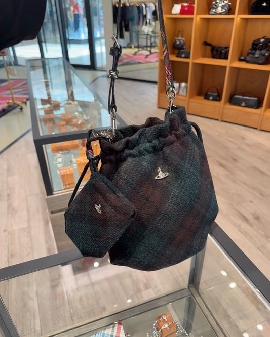 Vivienne Westwood Drawstring Shoulder Bag 暗花束繩袋 [38女神節優惠]
