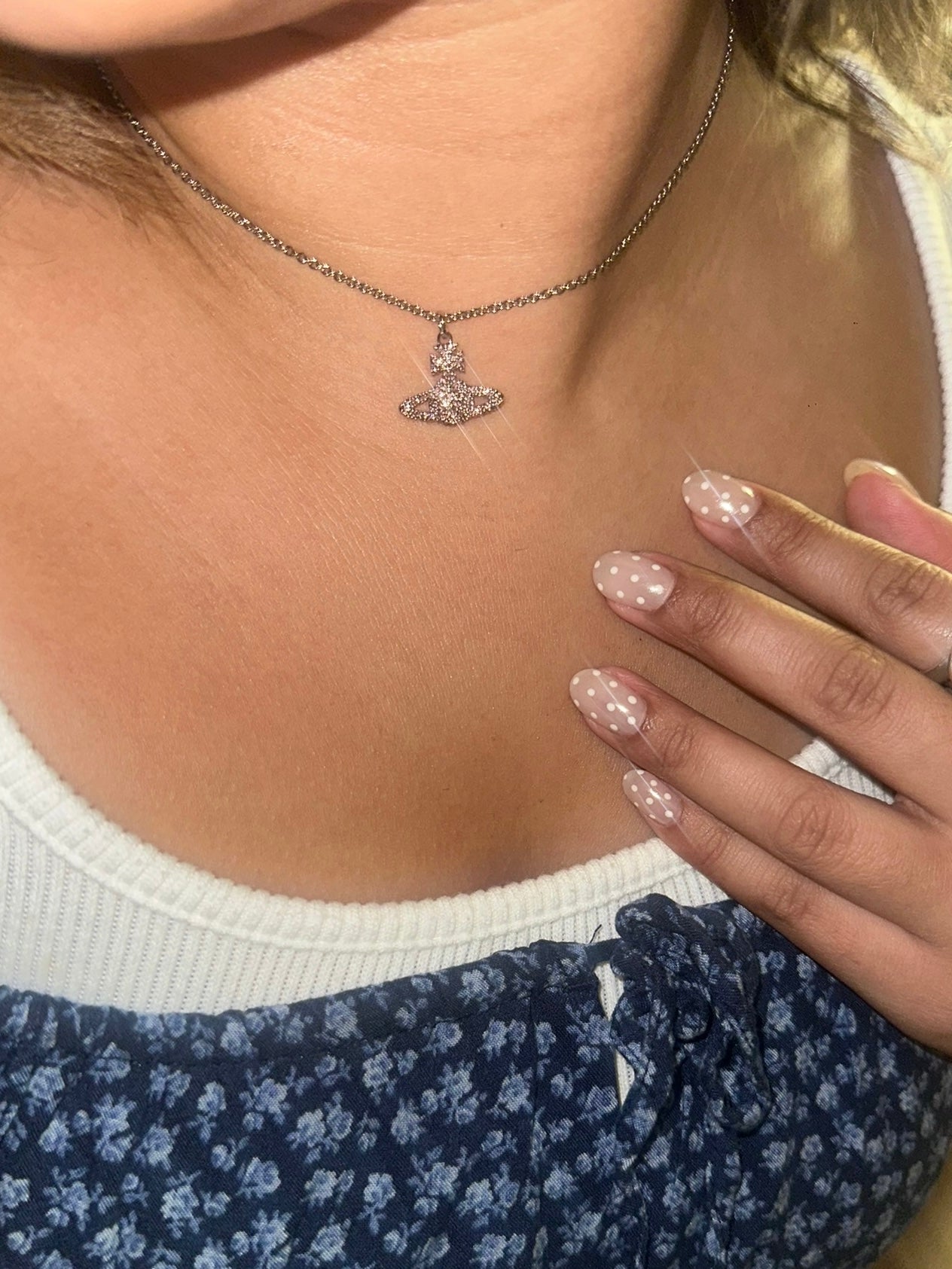 Vivienne Westwood Grace Bas Relief Pendant Necklace 全粉紅閃鑽土星 [情人節禮物優惠中]