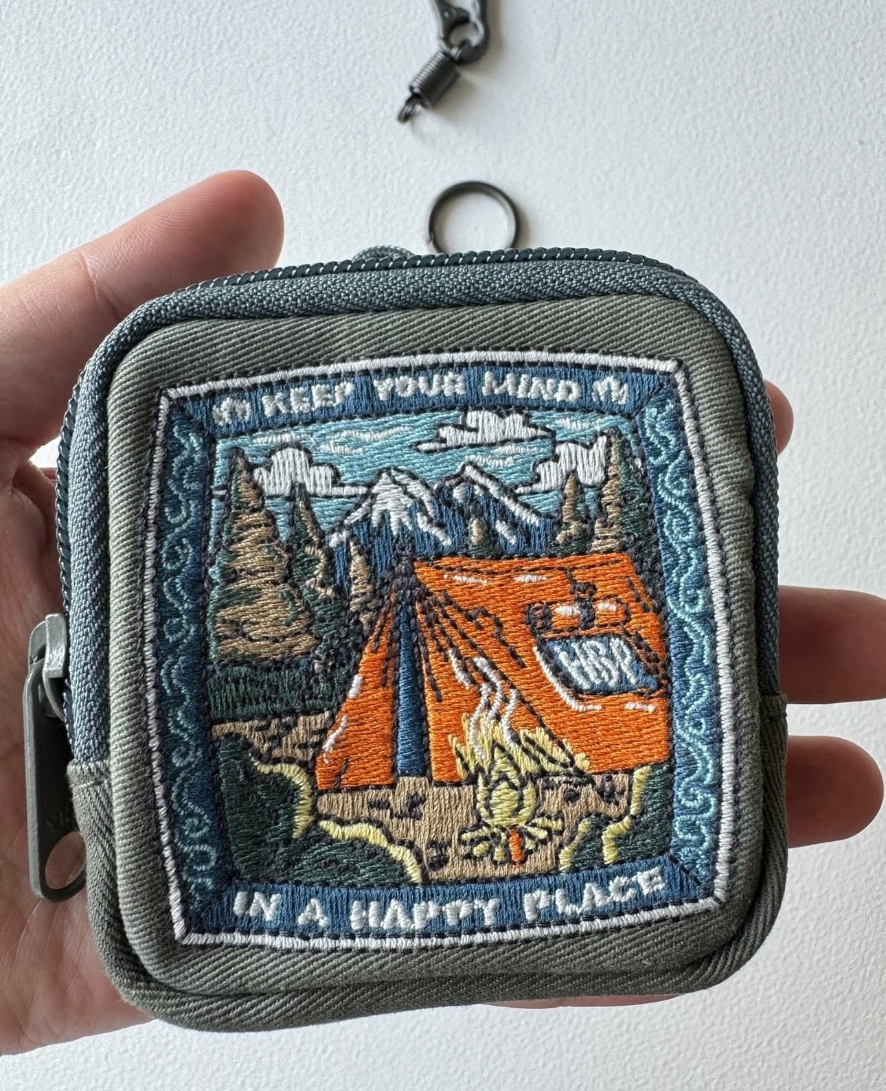 Hamblepie 泰國自家品牌 - Chill Out Camping Little Coins Bag 附送扣［最新上架!］