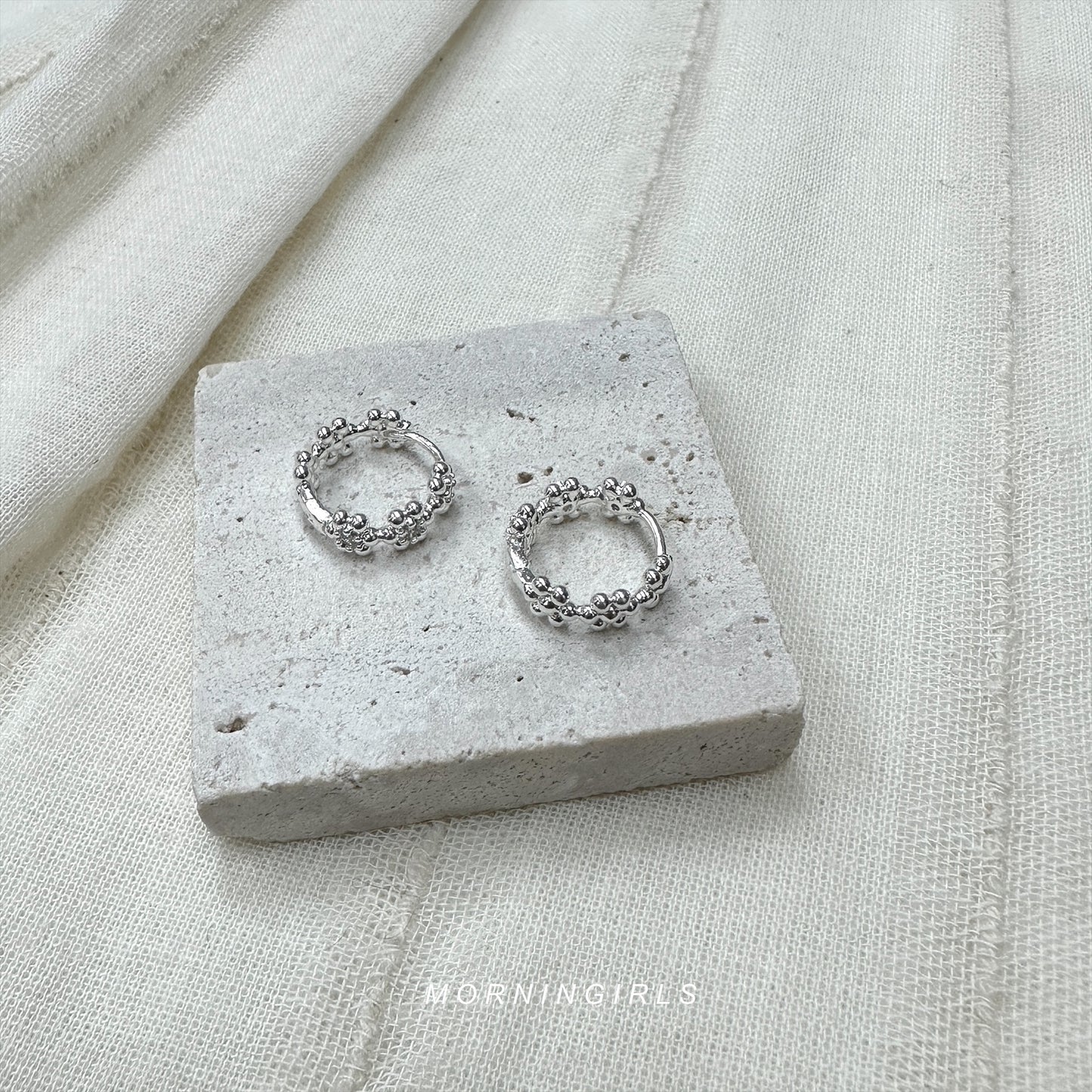 KOREA Mini Flower Earrings