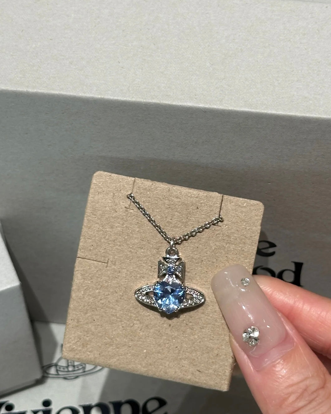 Vivienne Westwood Ariella 閃鑽愛心最新天空藍［超限量現貨發售中!］