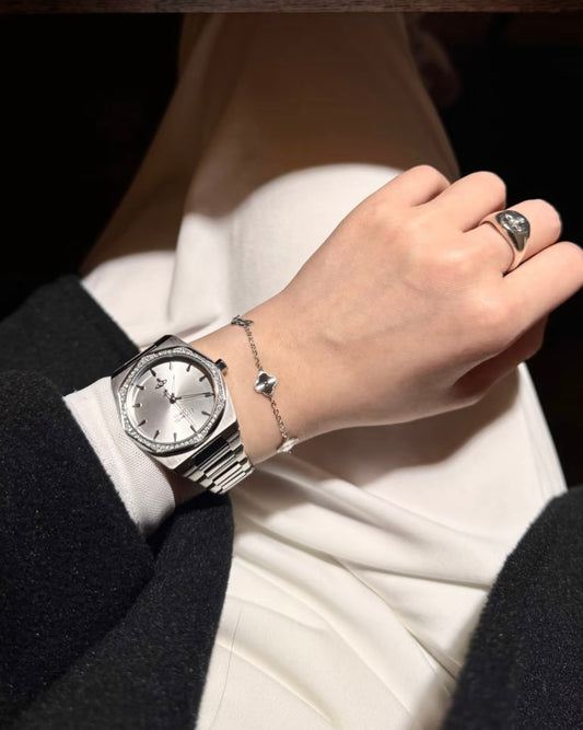 Vivienne Westwood Watch 33mm Moonlight 🌙 [最新上架! 鑲鑽款防水瑞士機芯!]