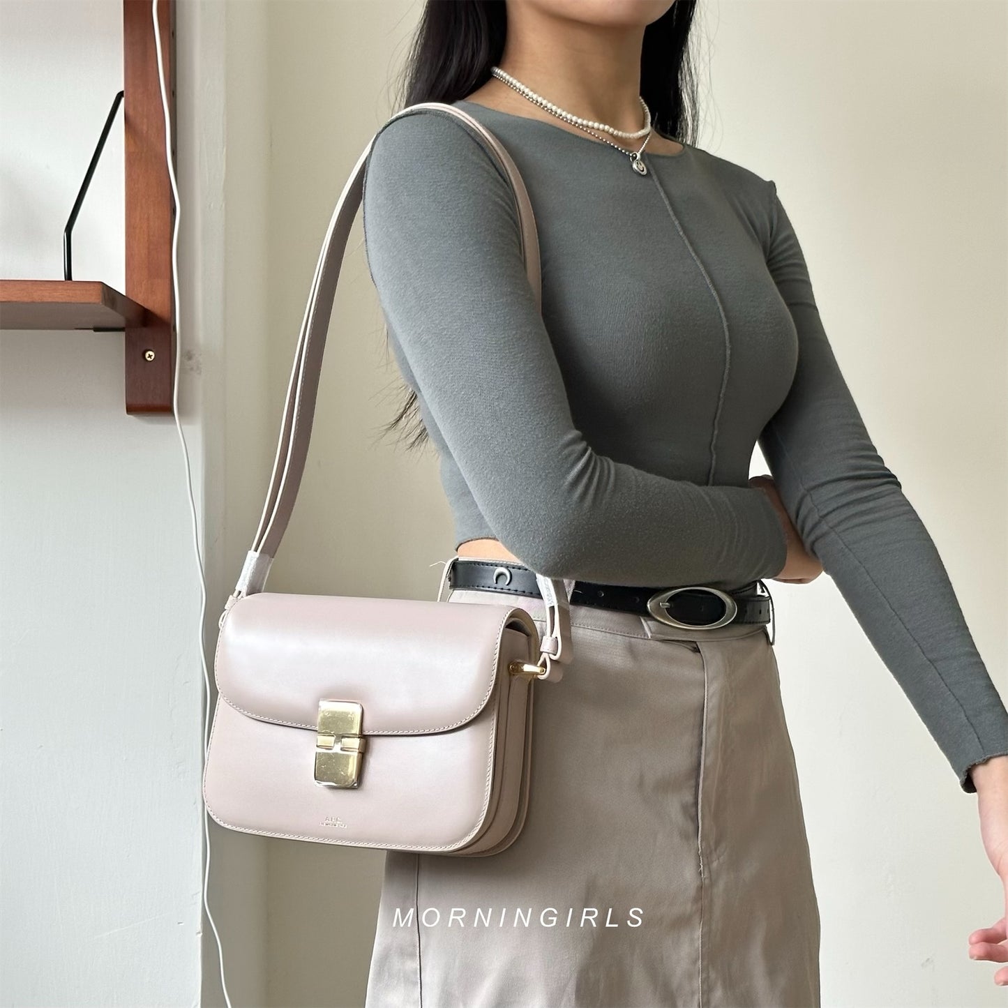 A.P.C. Grace Bag [經典金扣 SMALL]［深啡猄皮美德拉風限定上架］