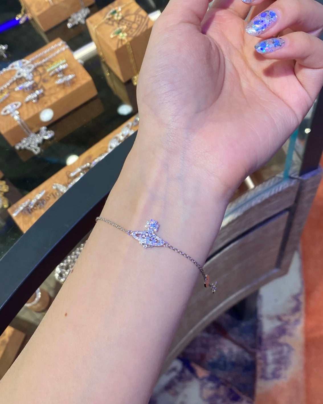 Vivienne Westwood Narcissa Pendant 925純銀防敏雪花閃鑽 [提前感恩節優惠中 聖誕感系列]