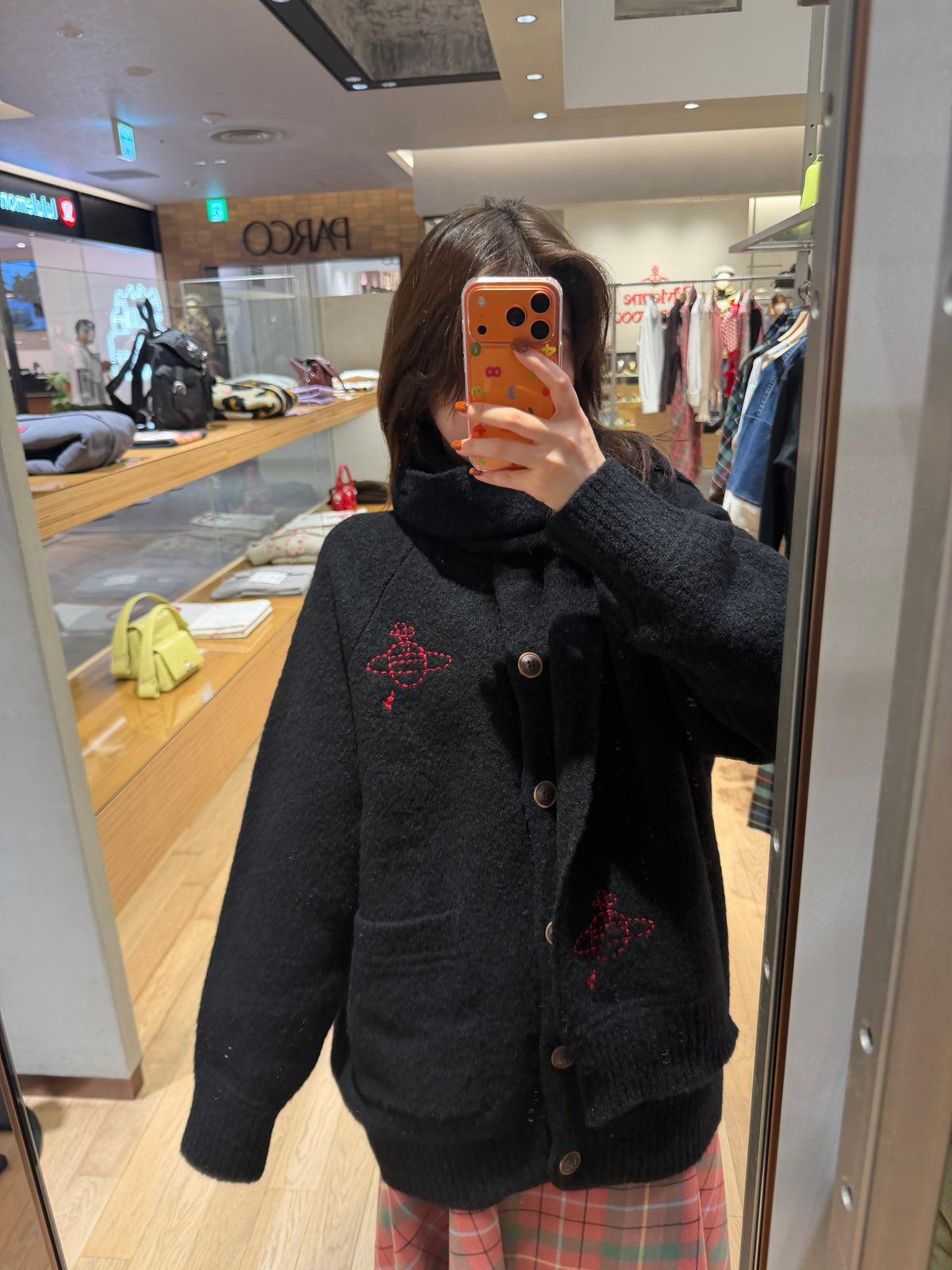 Vivienne Westwood 2026最新日本限定 毛衣連頸巾套裝 [日本直送!]