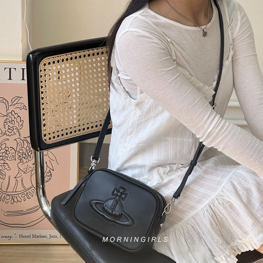 Vivienne Westwood Anna Camera Bag [黑色牛皮!]