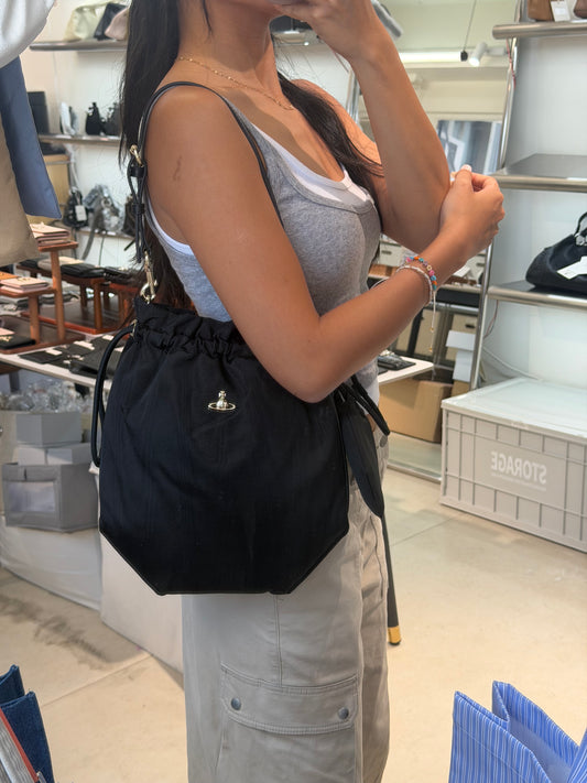 Vivienne Westwood Drawstring Shoulder Bag 尼龍束繩袋 [超大容量耐用袋款]