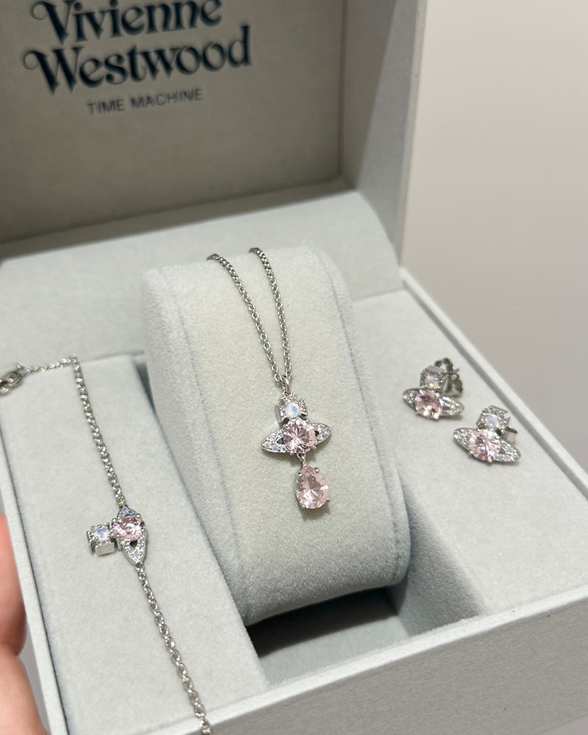 Vivienne Westwood Ismene Drop Pendant Necklace 粉紅人魚眼淚 [只有超小量貨!!]