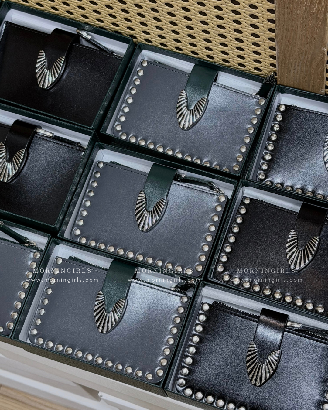 Toga Too Leather Wallet Studs SMALL [新品優惠中聖誕全現貨發售中!]