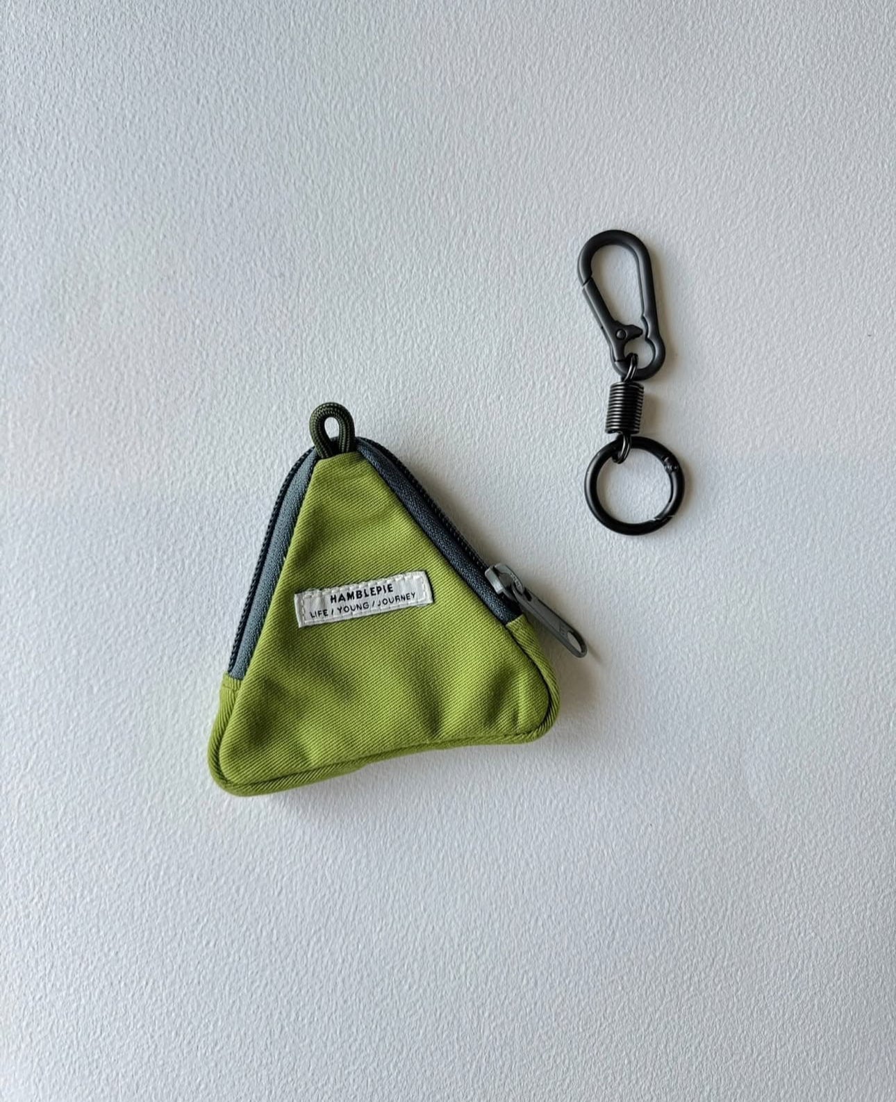 Hamblepie 泰國自家品牌 - Fresh Wild Nature Triangle Little Coins Bag 附送扣［最新上架!］