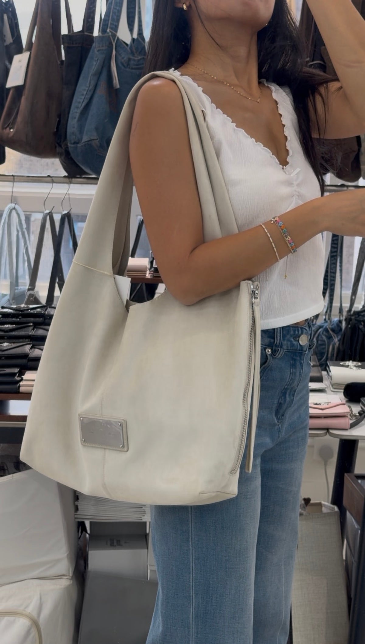 最新韓國選物🇰🇷 Matin Kim Side Zip Suede Shoulder Bag 側拉鍊麂皮流蘇單肩袋［復古麂皮 簡約大容量！］