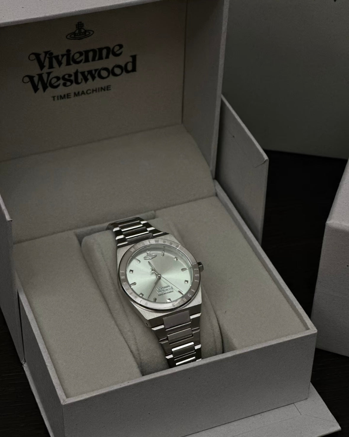 Vivienne Westwood Charterhouse Watch 33mm 薄荷綠 [清新感瑞士機芯 ]