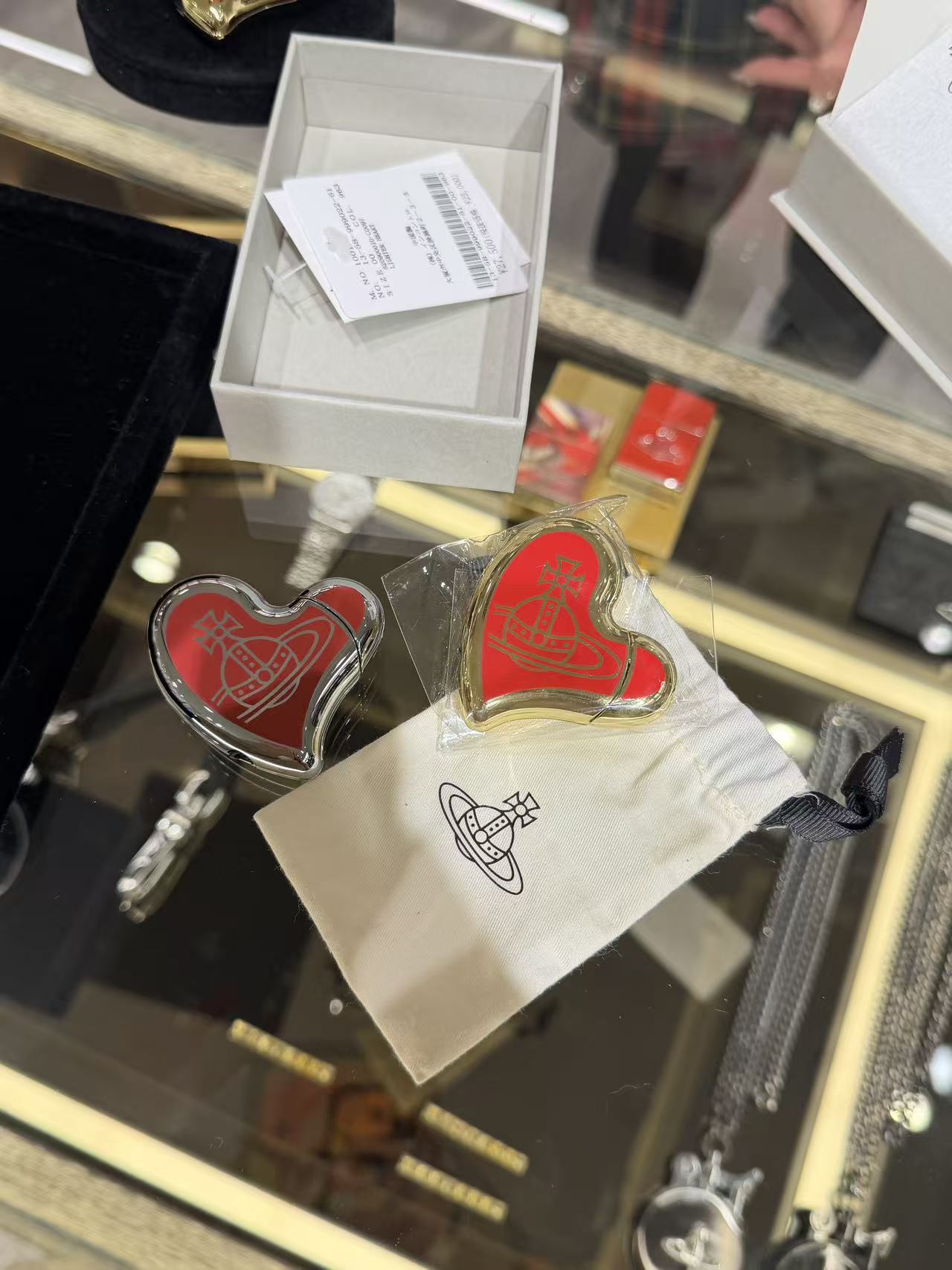 Vivienne Westwood 日本限定金屬鏡面心形打火機 最新限量金銀粉紅配色
