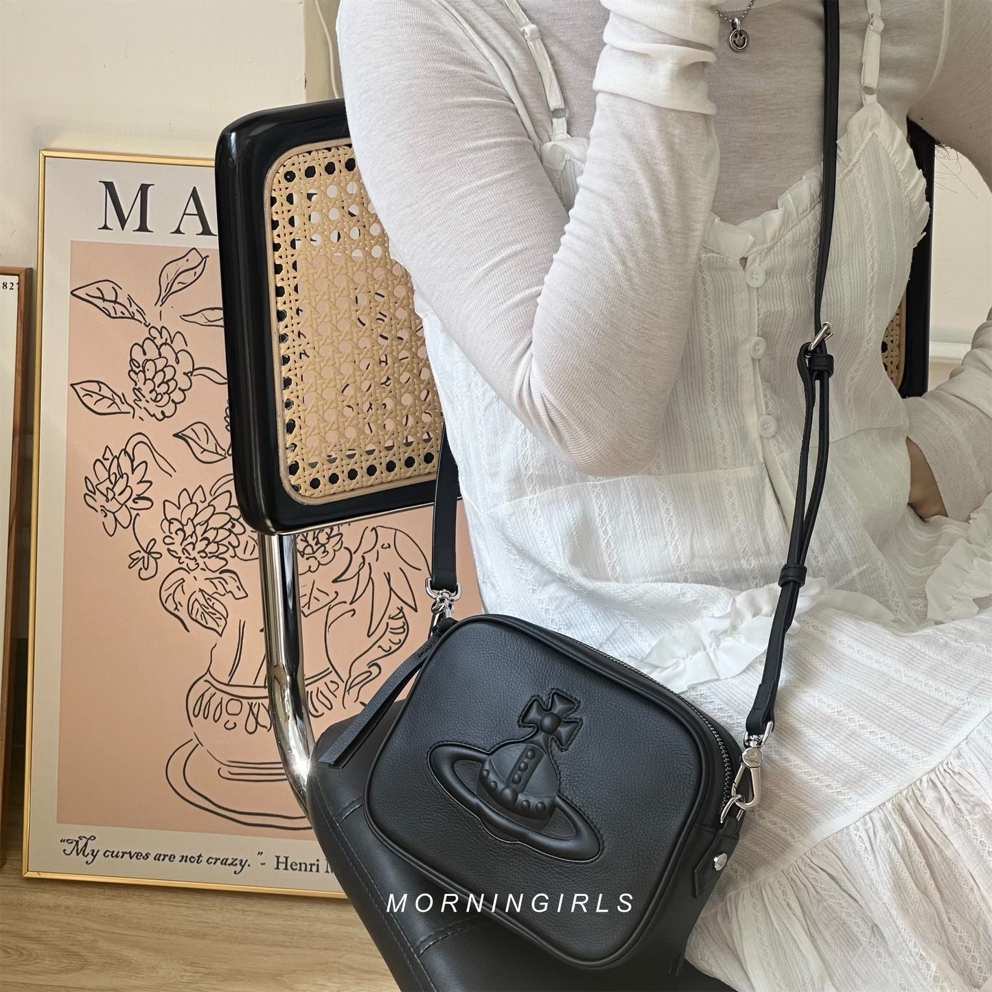 Vivienne Westwood Anna Camera Bag [黑色牛皮!]