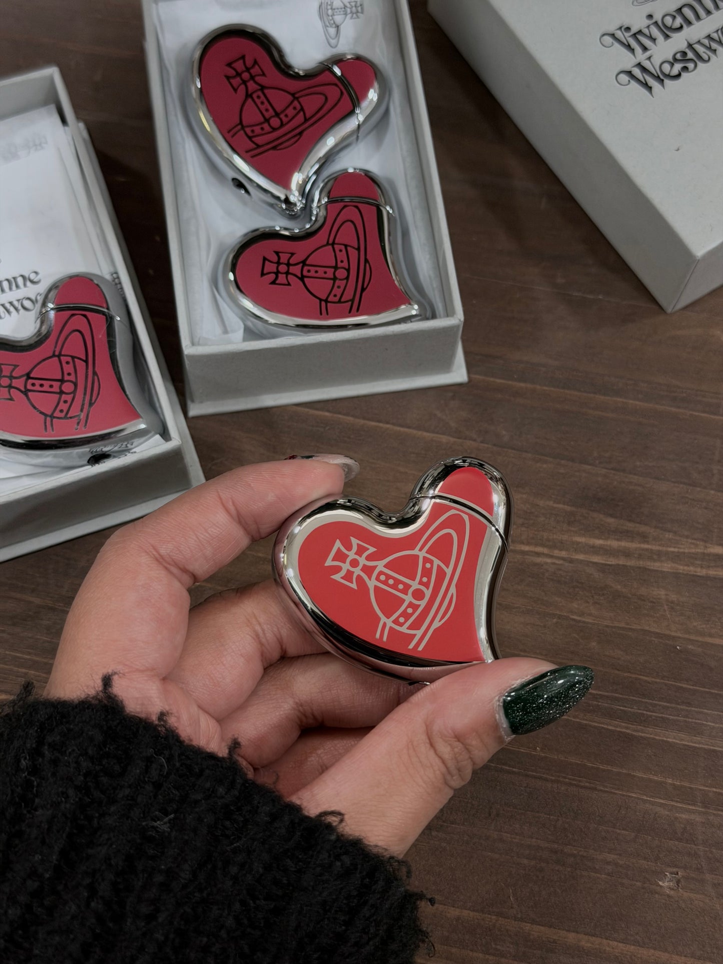 Vivienne Westwood 日本限定金屬鏡面心形打火機 最新限量金銀粉紅配色［限時新品優惠中 9/1晚上準時截單!］