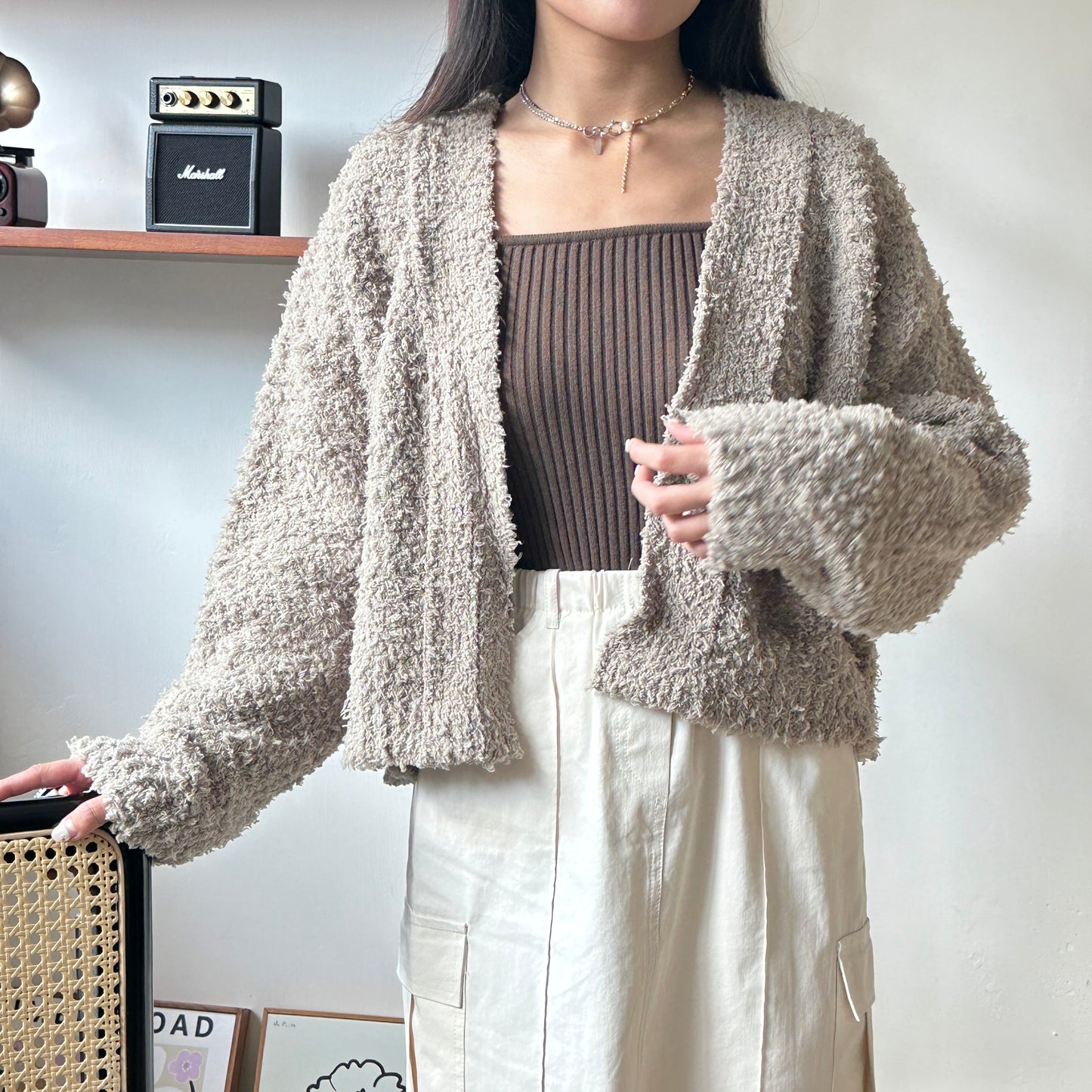 毛毛寬鬆外套 [有色差 實物近似牛油果綠 介意者慎買!!]