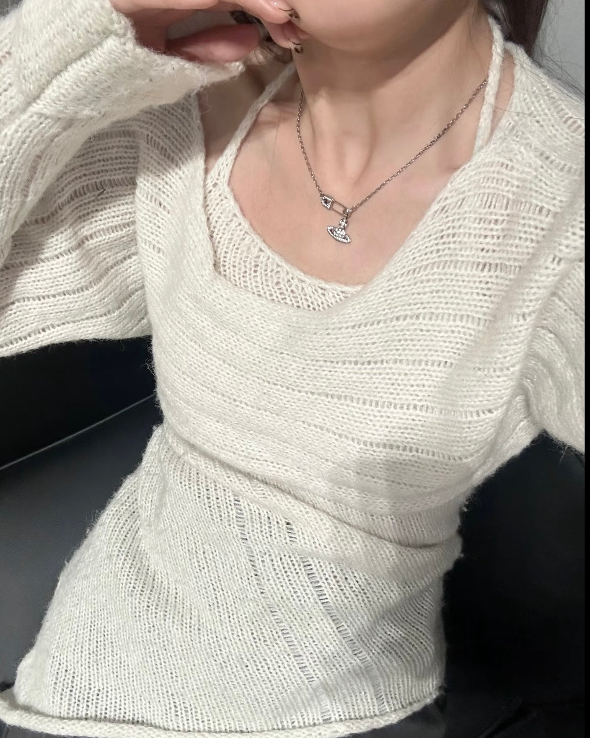 Vivienne Westwood Lucrece Orb Necklace 扣針閃鑽🧷 [Blackpink Jennie同款扣針系列]