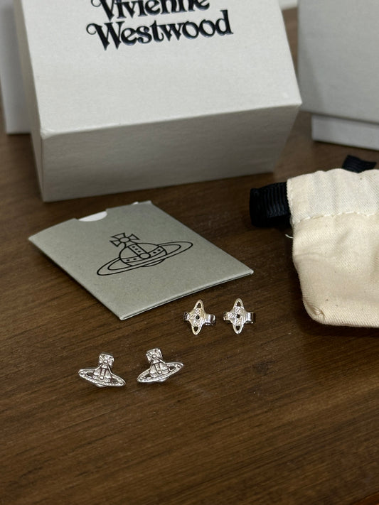 Vivienne Westwood Oslo Earrings (925 純銀) [最新上架細細粒耳環仔! 超抵玩!]