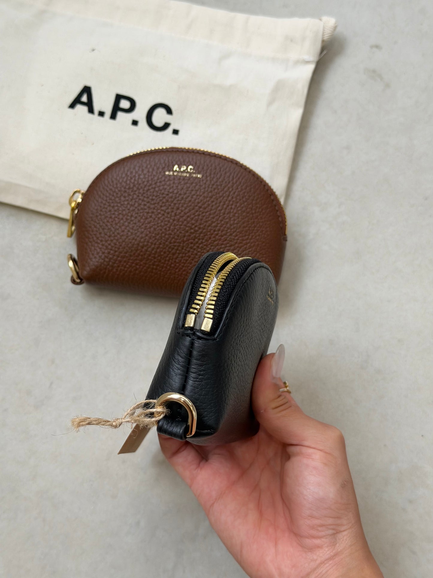 A.P.C. Neige coin purse  [2026最新上架 簡約法式荔枝紋零錢包]