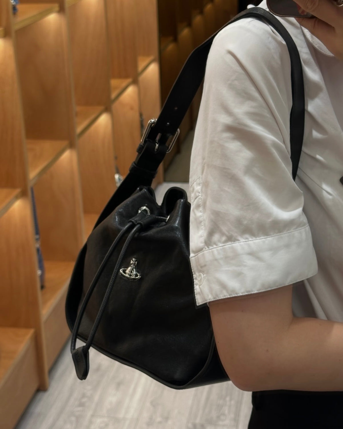 Vivienne Westwood Stacey bucket bag  [2026最新水桶袋100%小牛皮意大利製］