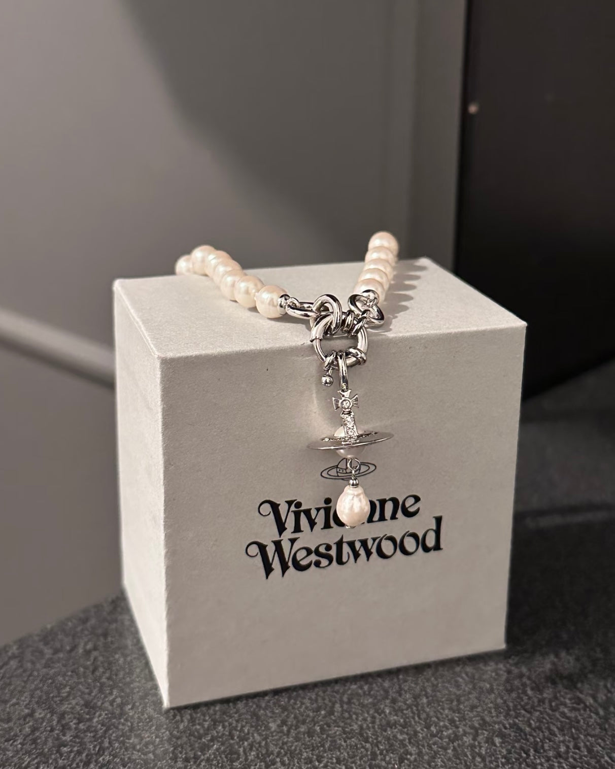 Vivienne Westwood Aleksa Pearl Choker 巴洛克水滴珍珠 [NANA同款 最新上架! 超級美! 超限量優惠現貨!]