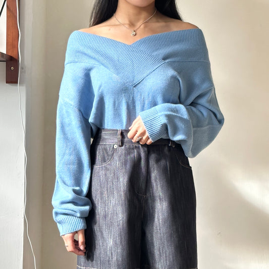 大V領薄針織寬鬆上衣