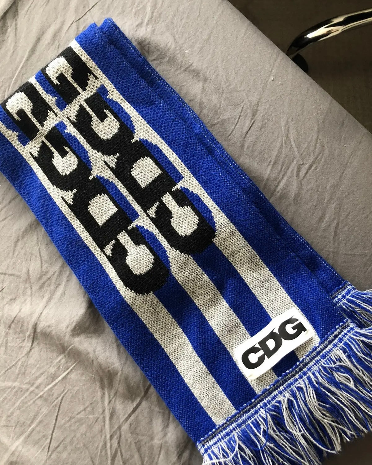 Comme Des Garçons CDG Scarf 日版［超薄穿搭必備 大推藍黑色!］