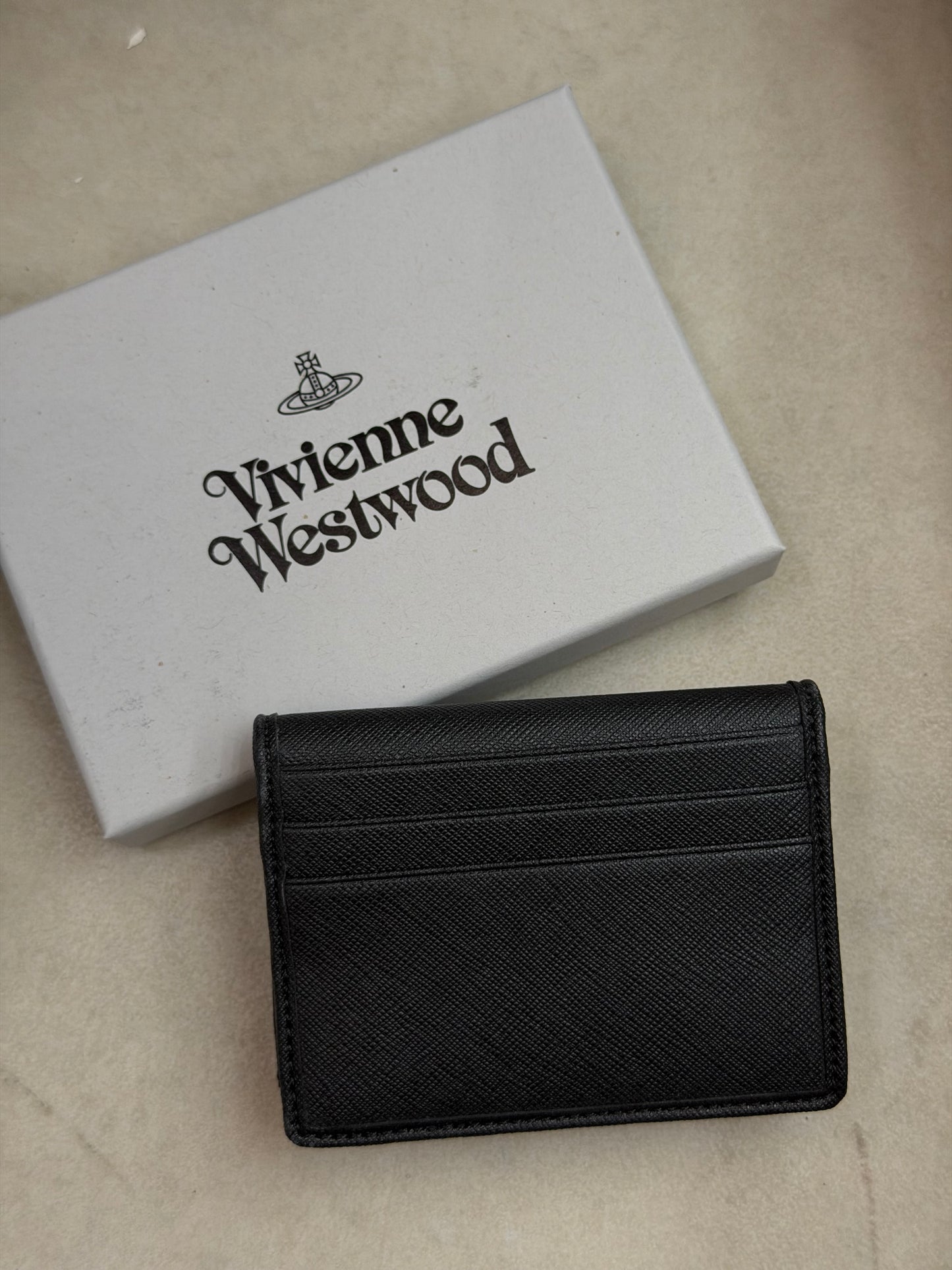 Vivienne Westwood Bifold Cardholder 兩摺卡套 [多卡位超實用 大折扣限量現貨優惠中!]