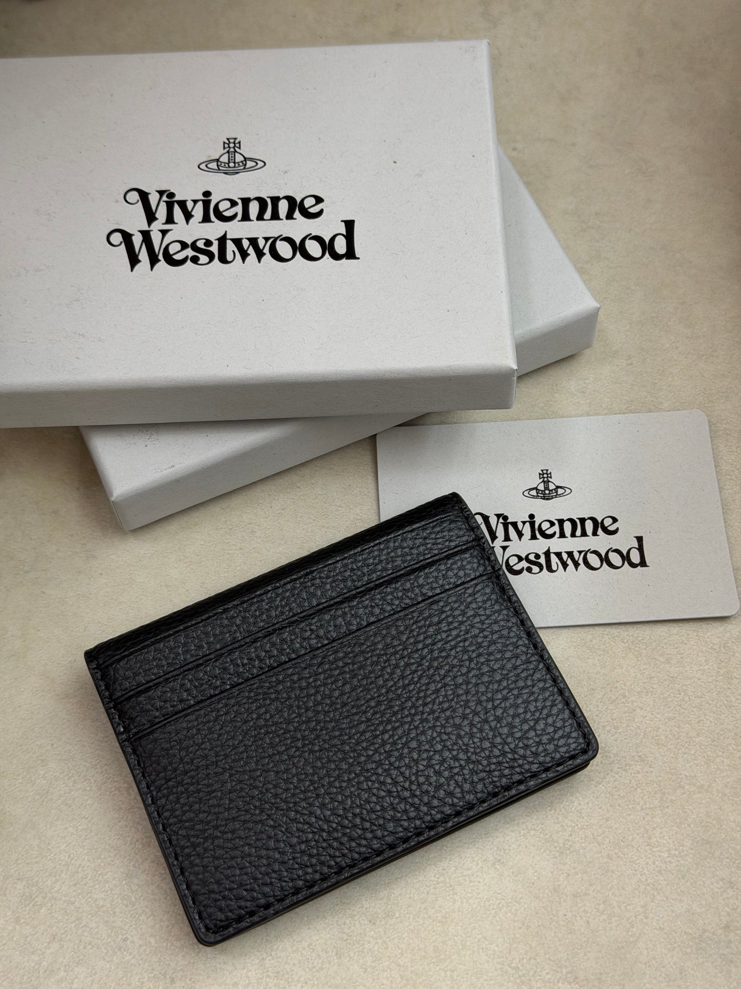 Vivienne Westwood Bifold Cardholder 兩摺卡套 [多卡位超實用 大折扣限量現貨優惠中!]