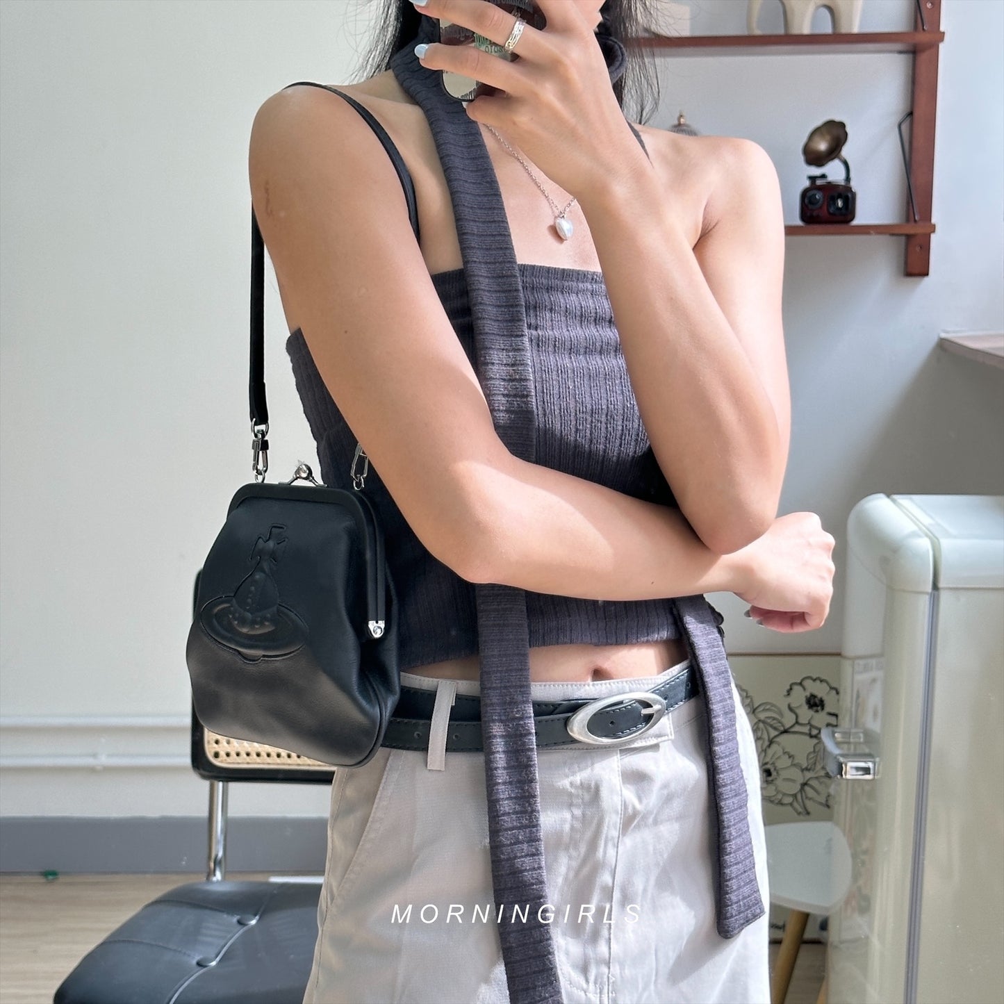 Vivienne Westwood Chelsea Vivienne's Clutch Bag 經典真牛皮  [雙11折上折 JENNIE同款!]