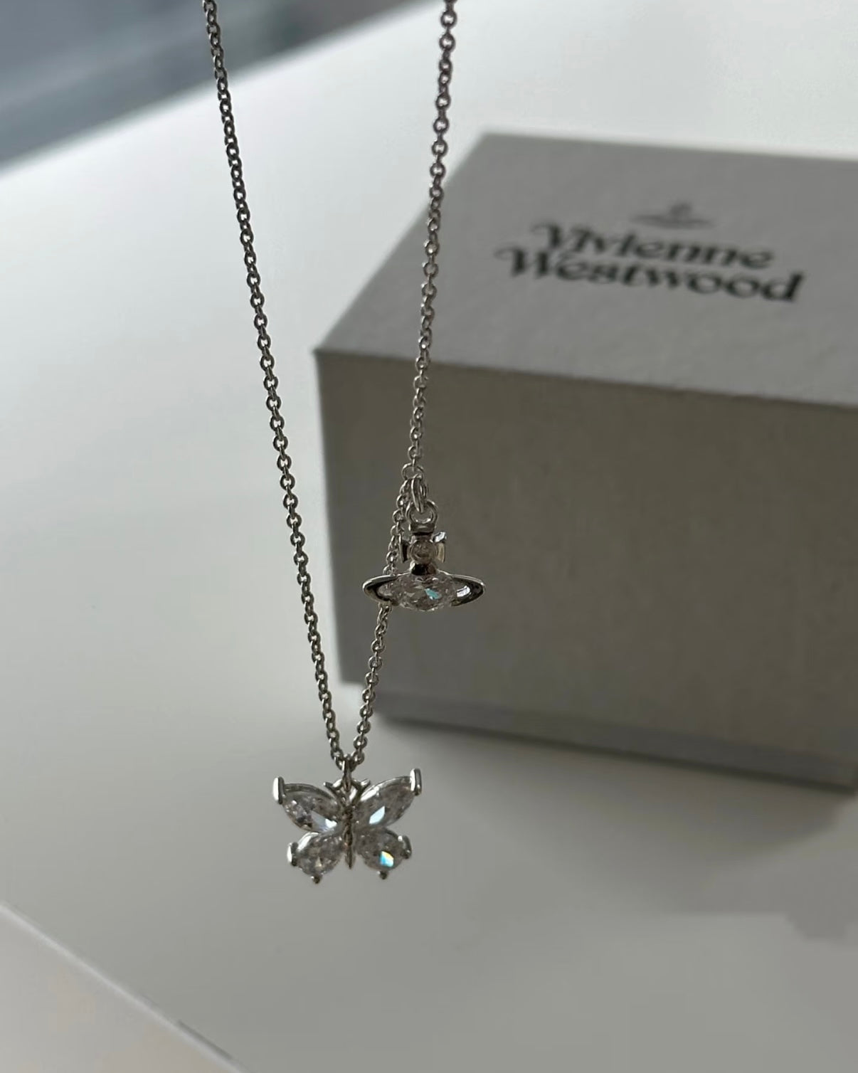 Vivienne Westwood Elianne Necklace 限定蝴蝶星球項鍊 [加價前最後一次優惠 限定爆單款]
