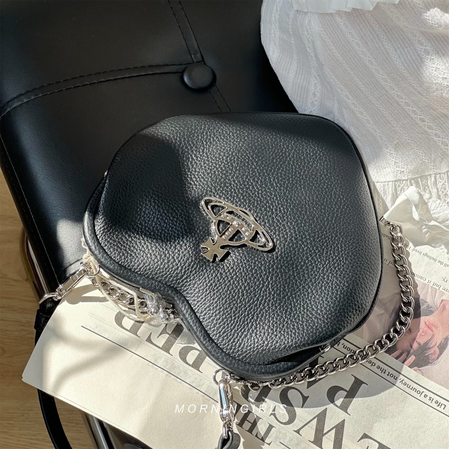 Vivienne Westwood Belle Heart Frame Purse 經典黑色荔枝皮