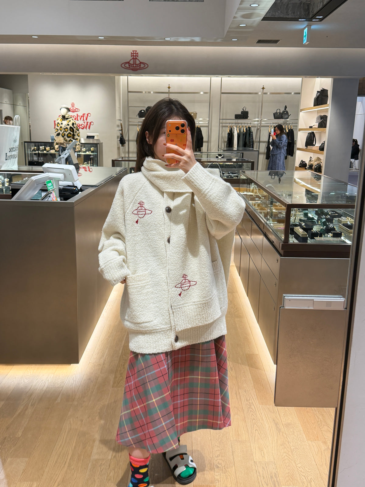 Vivienne Westwood 2026最新日本限定 毛衣連頸巾套裝 [日本直送!]