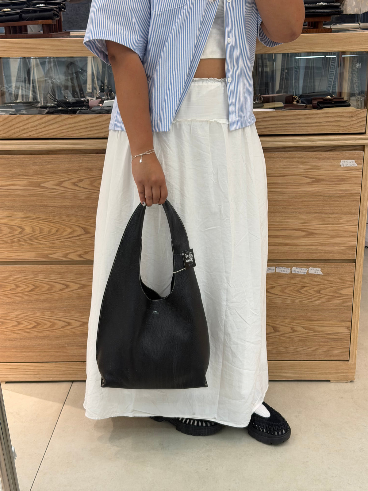 A.P.C. Neige Clou Bag 超知性法式皮革窩釘袋 [2026最新上架 限時新品優惠星期五晚準時完結! 100%真皮上班袋 質量超好]