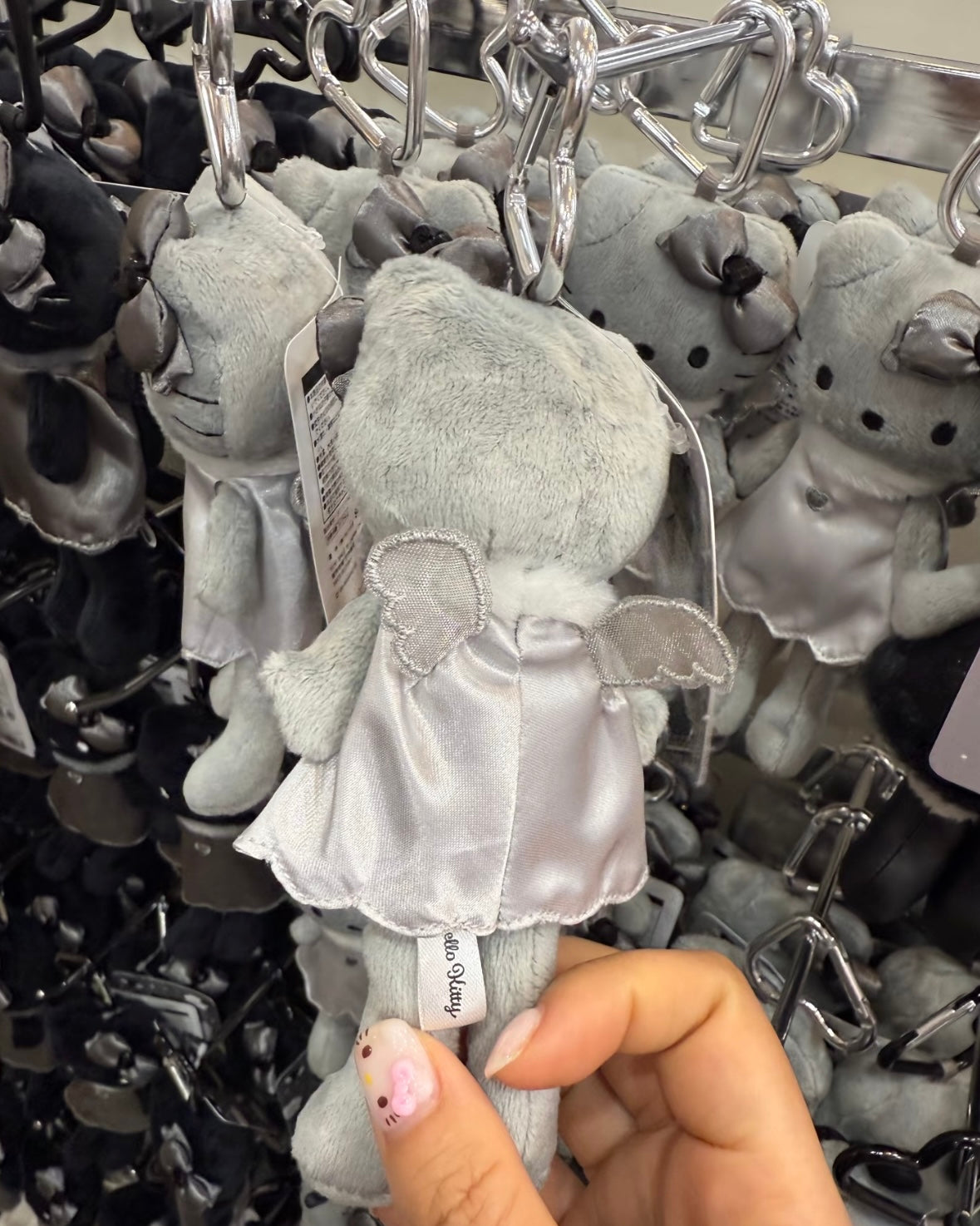 長腿 Hello Kitty 掛飾 𝜗𝜚 日本限定 暗黑天使 [日本現貨到達超難買!]