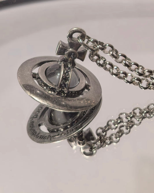 Vivienne Westwood ORB Pendant Crystal Necklace 水泥灰長款  [做舊工業風]