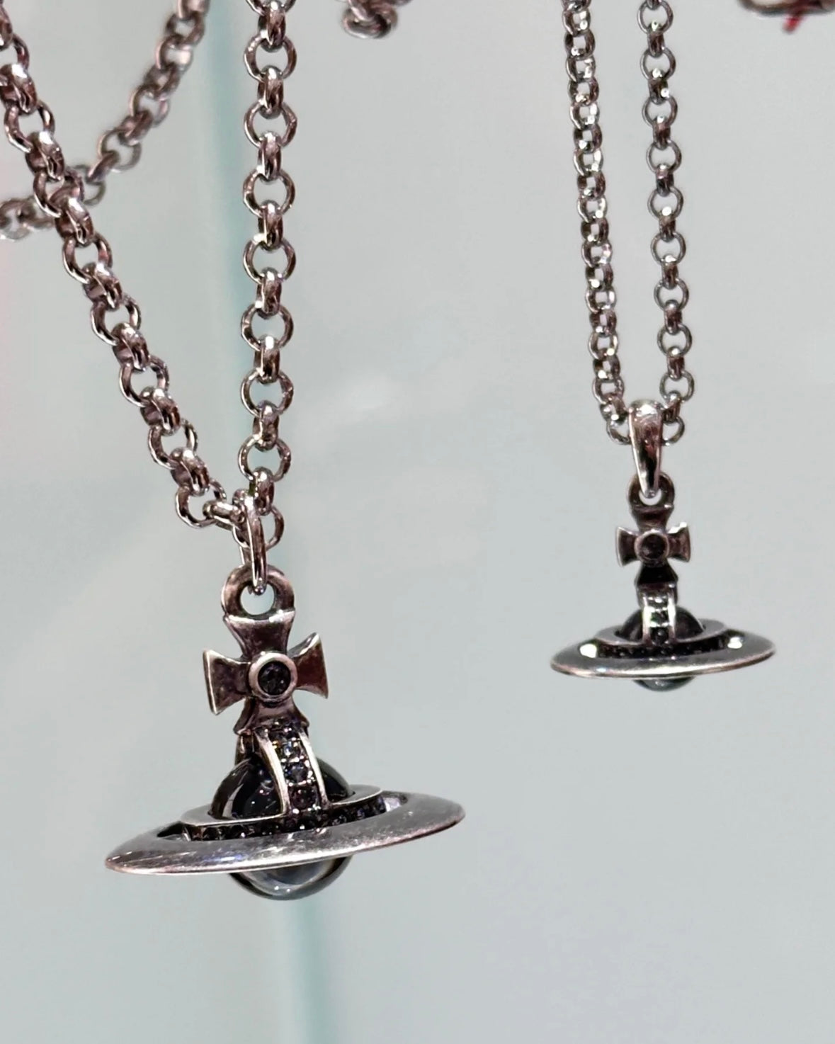 Vivienne Westwood ORB Pendant Crystal Necklace 水泥灰長款  [2025專櫃限定!]