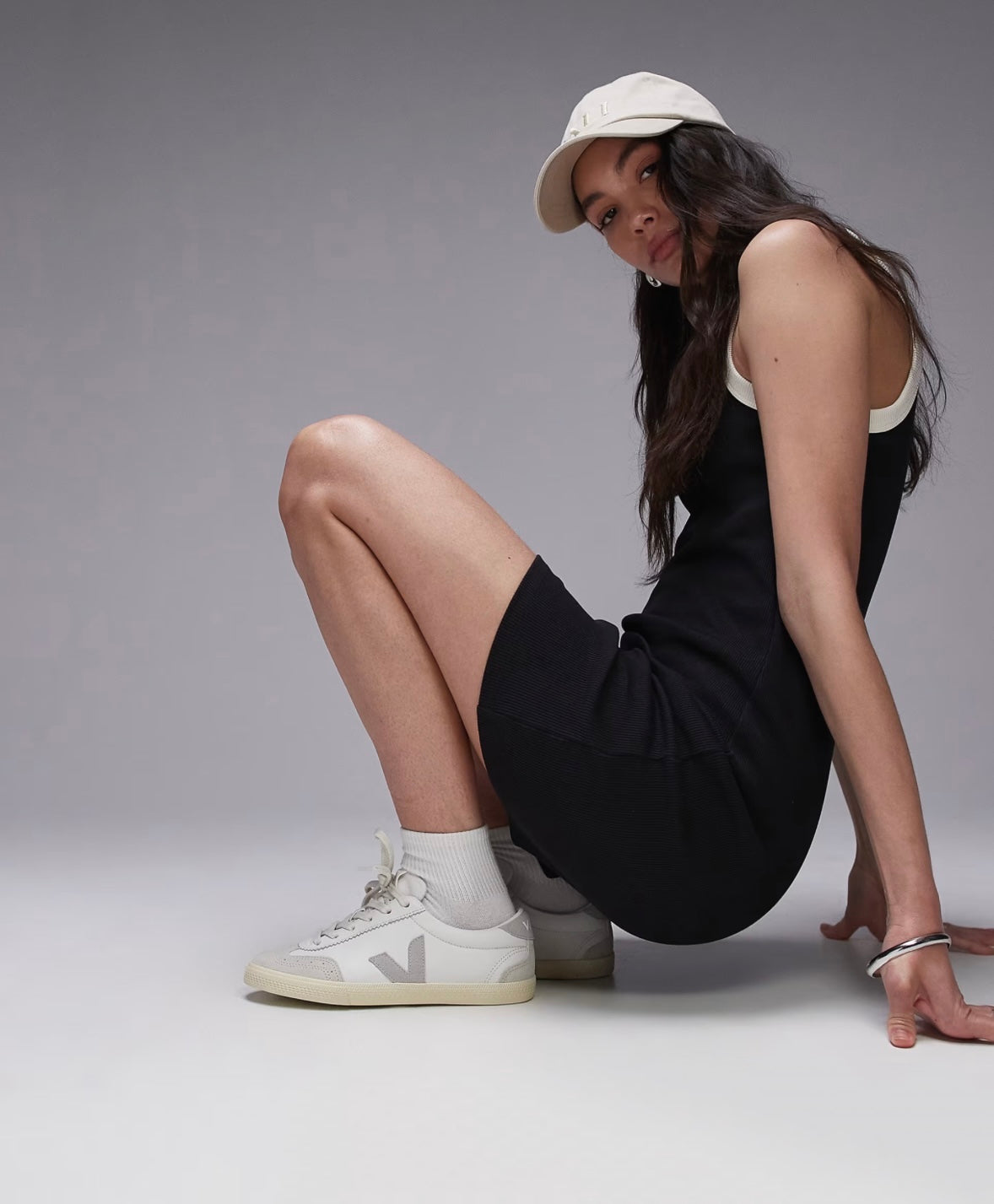 VEJA法國小白鞋 Volley Leather 淺灰白 [最新有機小牛皮!]