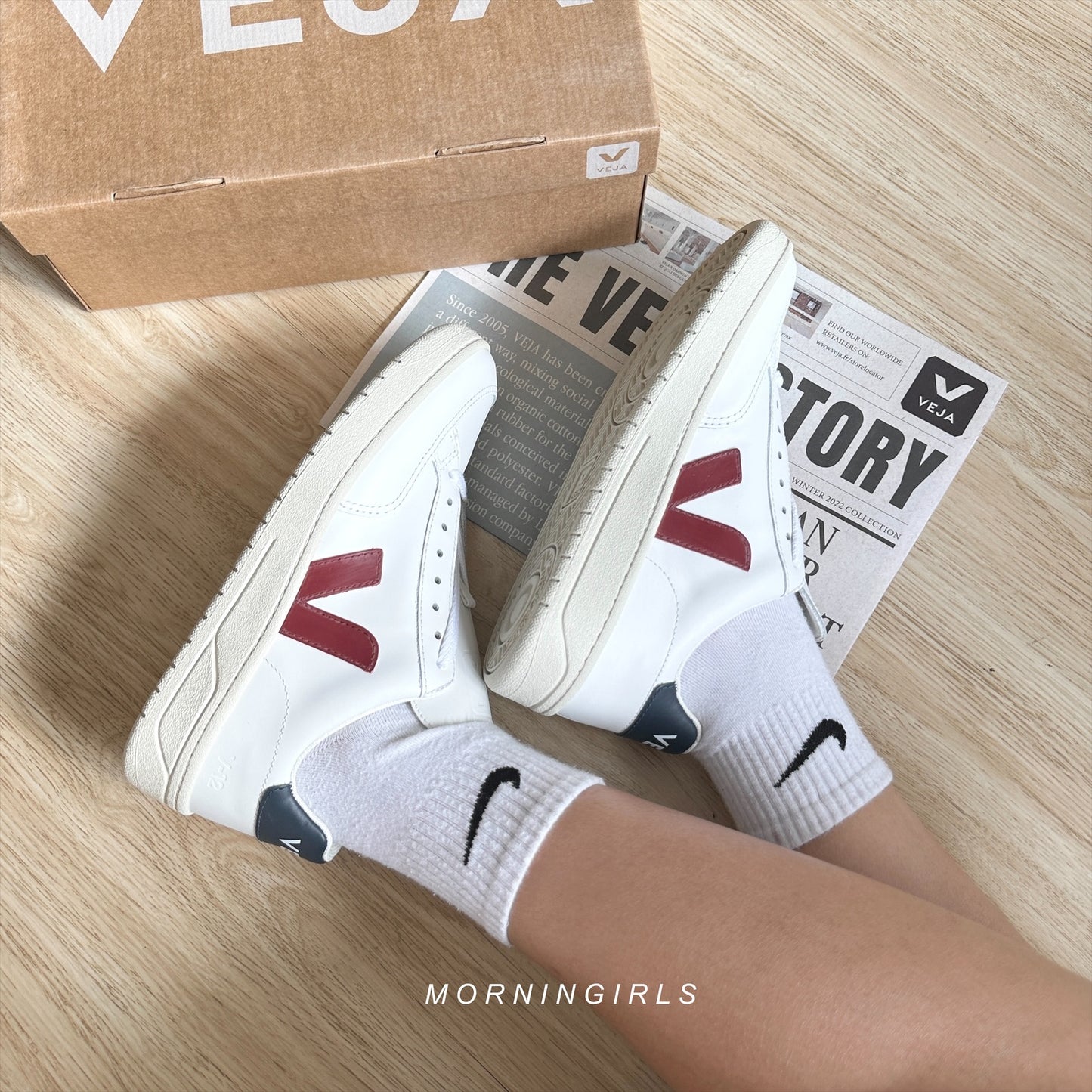 VEJA法國小白鞋 V12 藍紅