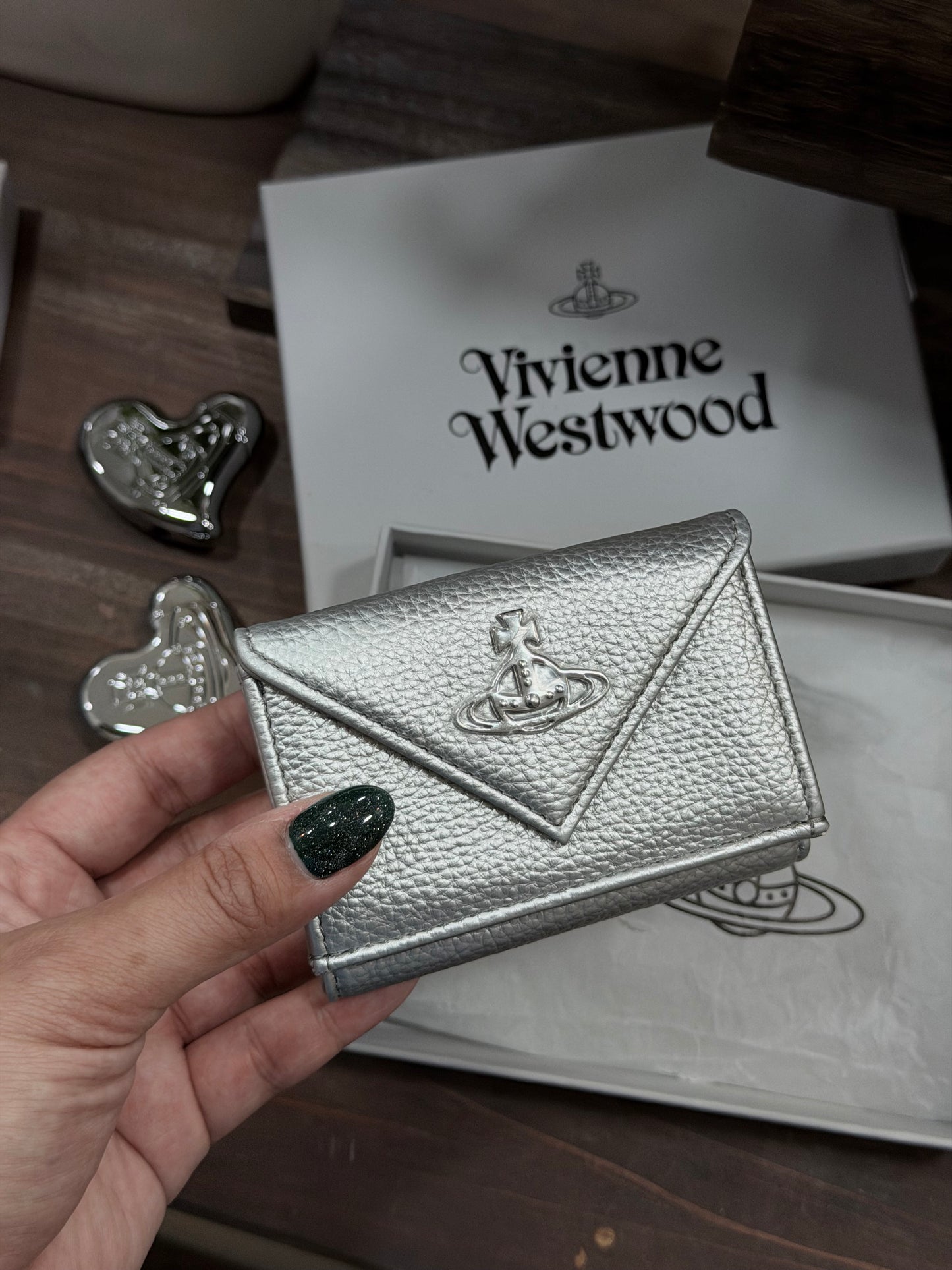 Vivienne Westwood Envelope Mini Wallet 掌心小銀包 [最新銀色荔枝紋新品優惠中 小尺寸銀包推介!]