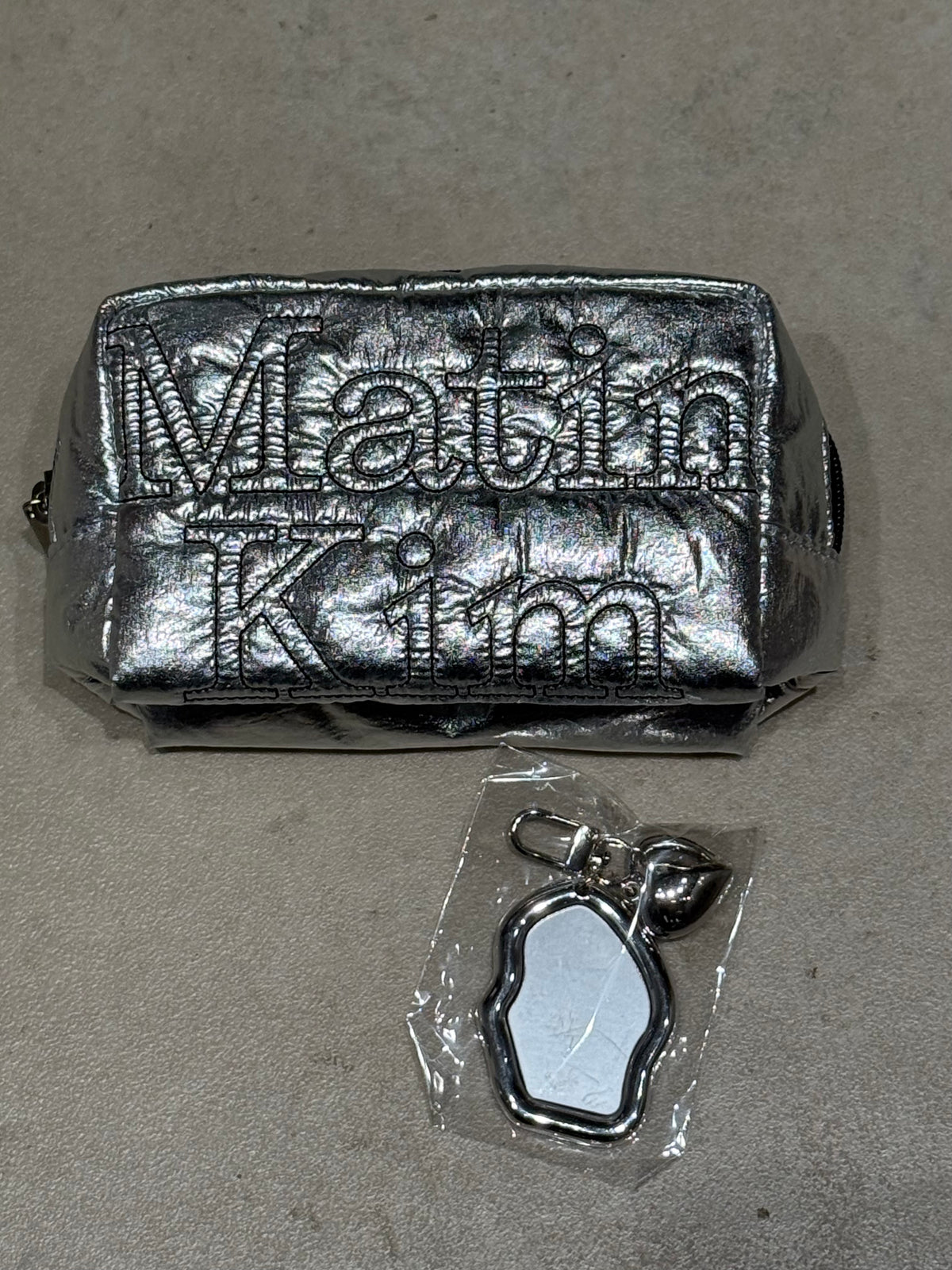 最新韓國選物🇰🇷 Matin Kim Mirror Keyring Makeup Bag 化裝筆袋［附送鏡子鎖匙扣！！］