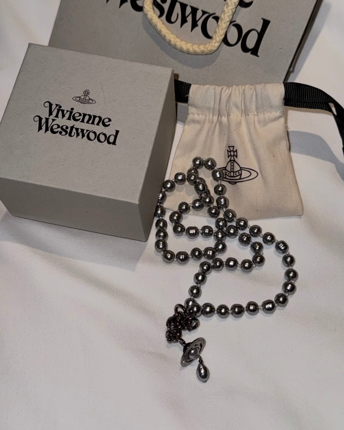 Vivienne Westwood Aleksa Pearl Choker Necklace 巴洛克水滴珍珠限量灰色［大折扣中 NANA同款 絕美小暗黑灰!]