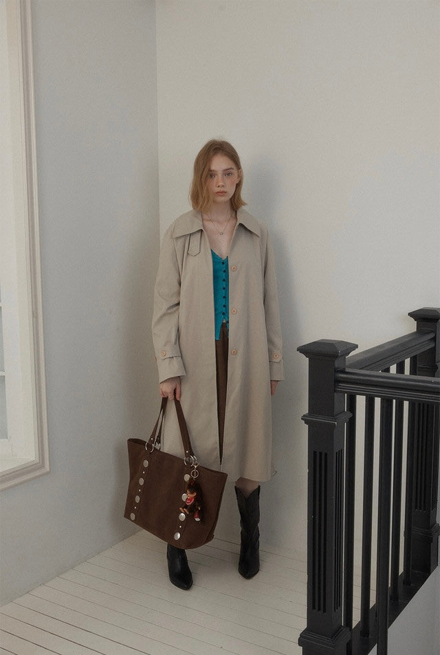 最新韓國選物🇰🇷 Leterie Studded Shoulder Bag 麂皮窩釘單肩袋［Made In Korea🇰🇷 復古鉚釘 大容量率性］