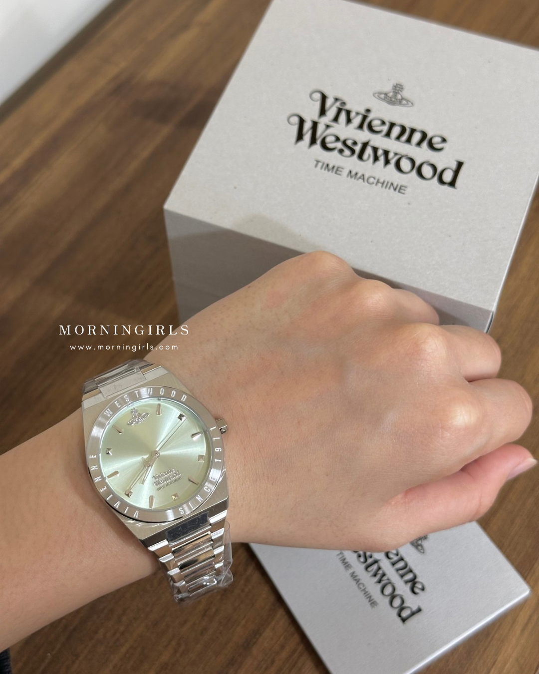 Vivienne Westwood Charterhouse Watch 33mm 薄荷綠 [清新感瑞士機芯 ]