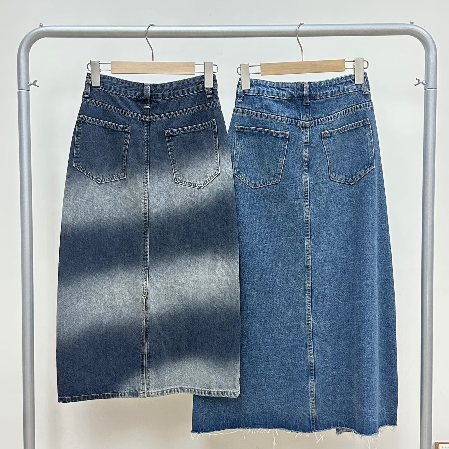 A-cut Denim Faded Straight Skirt [門市搬遷清貨限時優惠$169!]