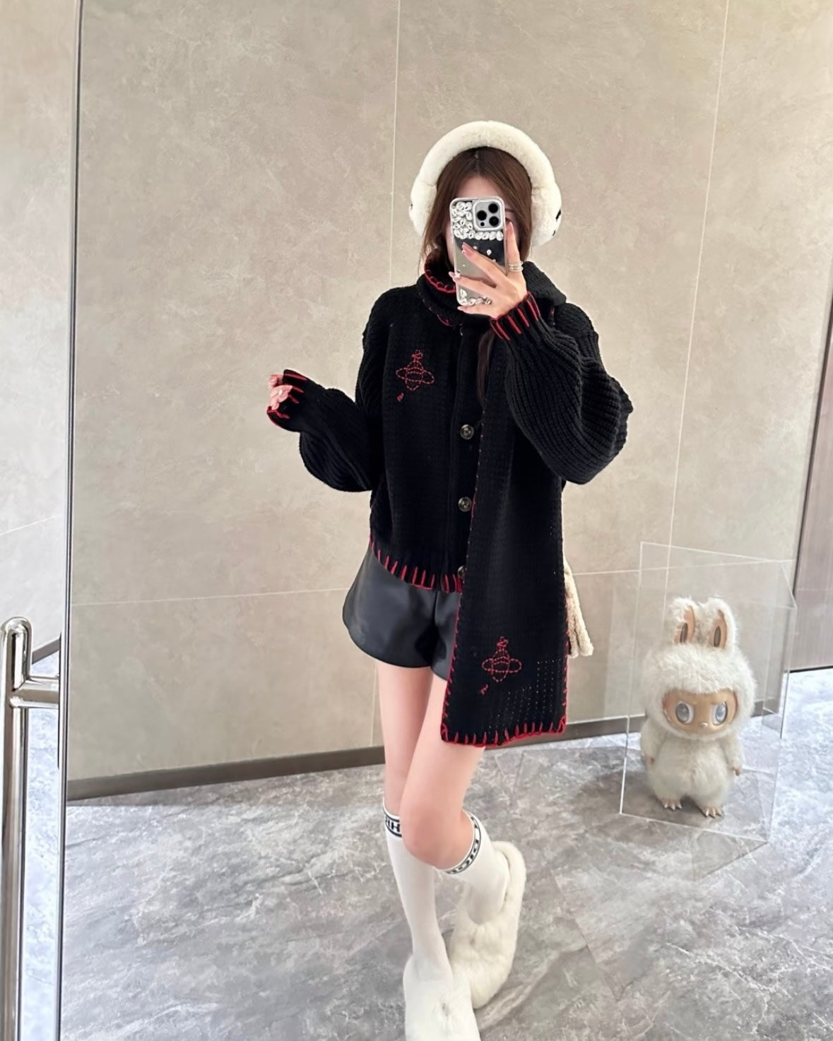 Vivienne Westwood 2025最新日本限定 毛衣連頸巾套裝 [日本直送!]