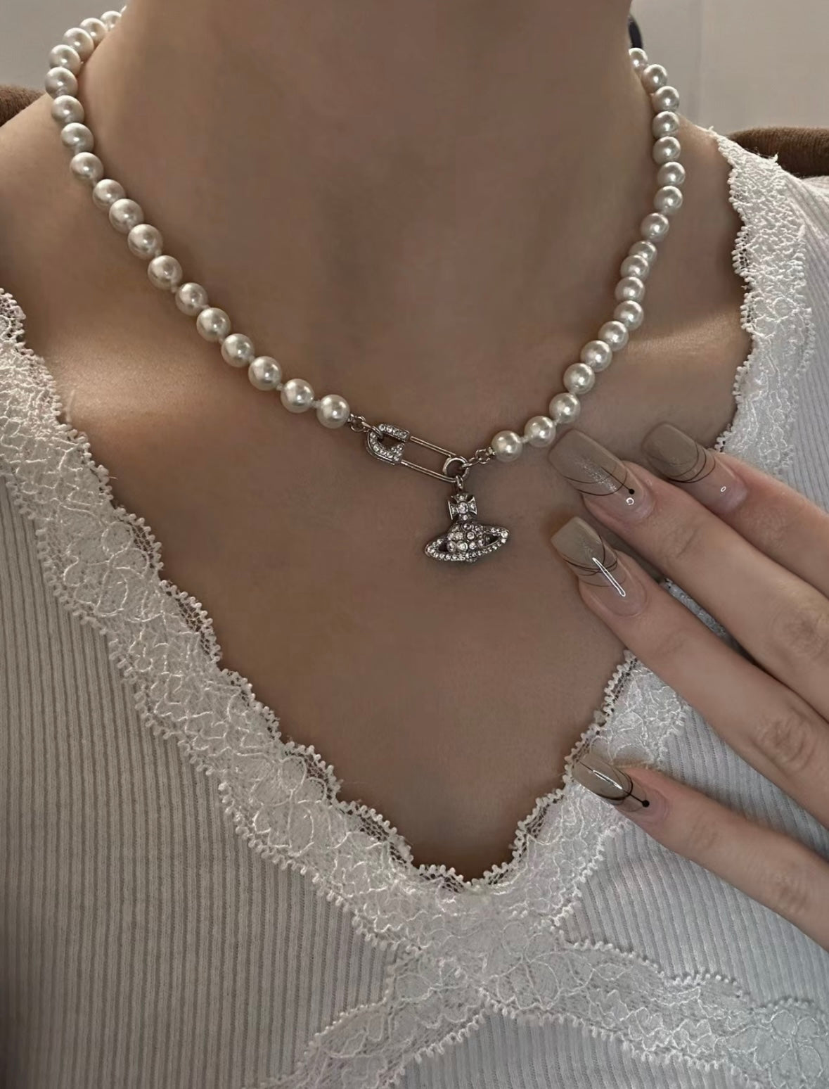 Vivienne Westwood Lucrece Orb Pearl Necklace [Jennie同款!]