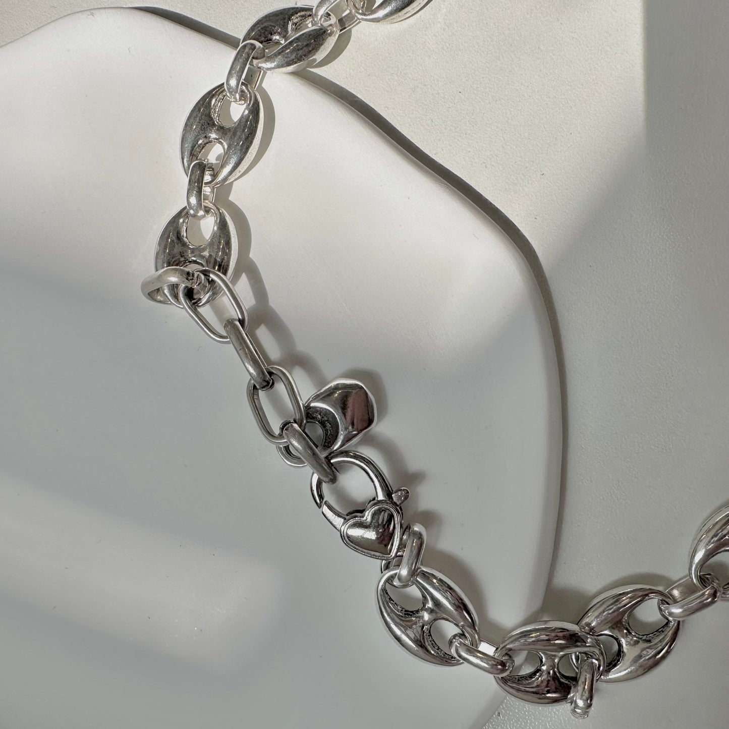 Otro Accesorio 西班牙手工飾物 - Anchor Chained Necklace 豬鼻扣扣頸鏈