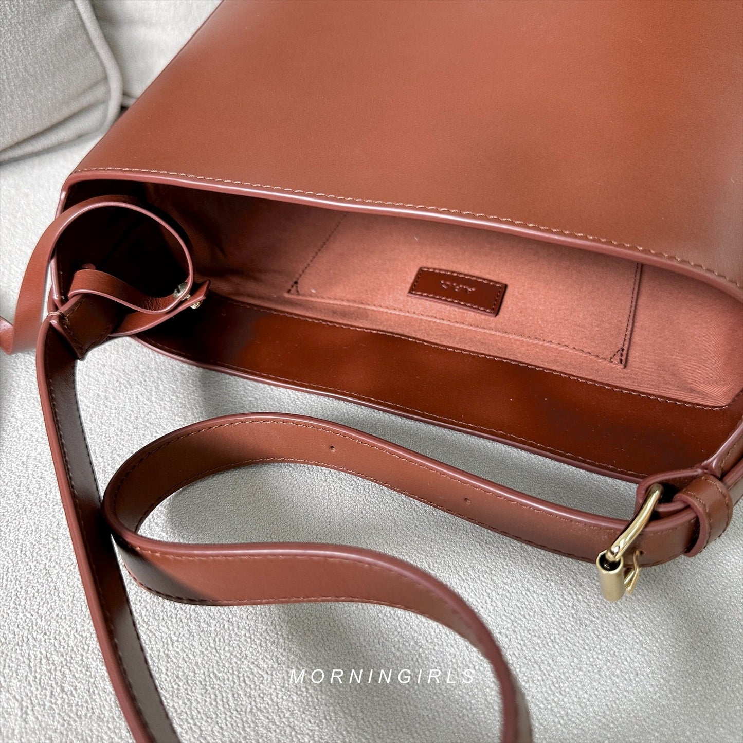 A.P.C. Virginie Bucket Bag 水桶袋 [REGULAR] ［DUSTY PINK年末大折扣中!］